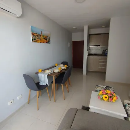 Apartamento Apto Cartagena Beach Piso Alto